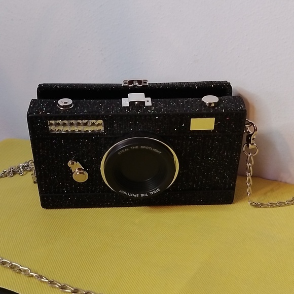 Black / Silver Camera Purse - Picture 2 of 8